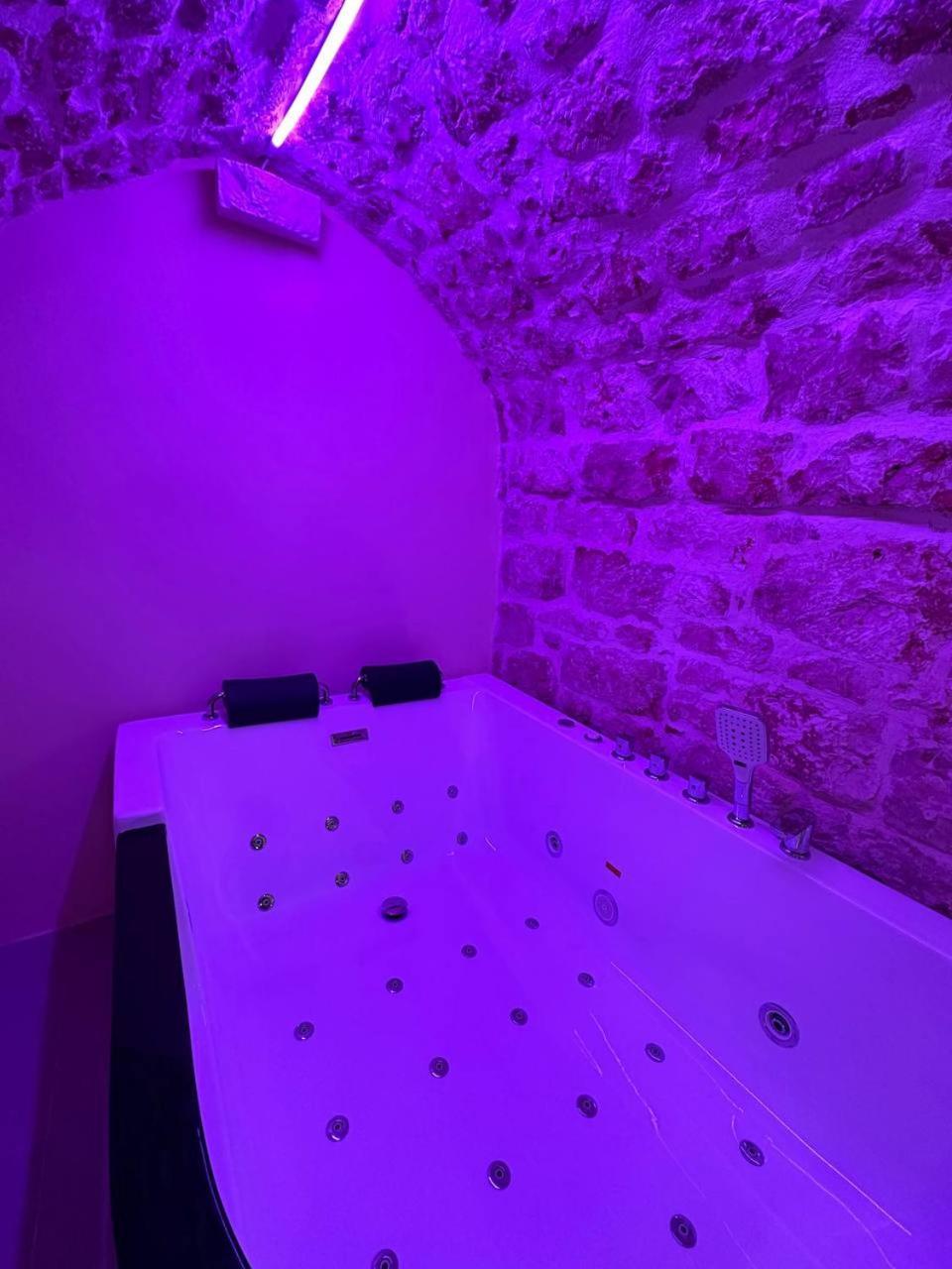 Primus Suite Ceglie Messapica Exterior foto